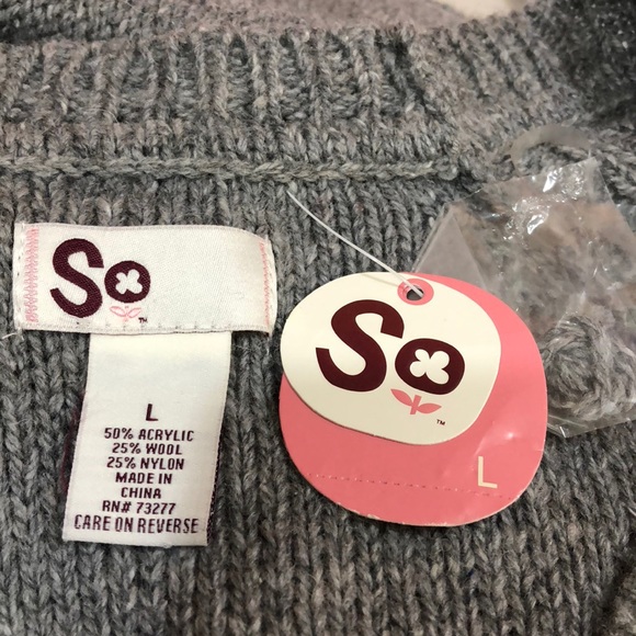 V-Neck Cable Tunic Dress. NWT - Picture 3 of 3